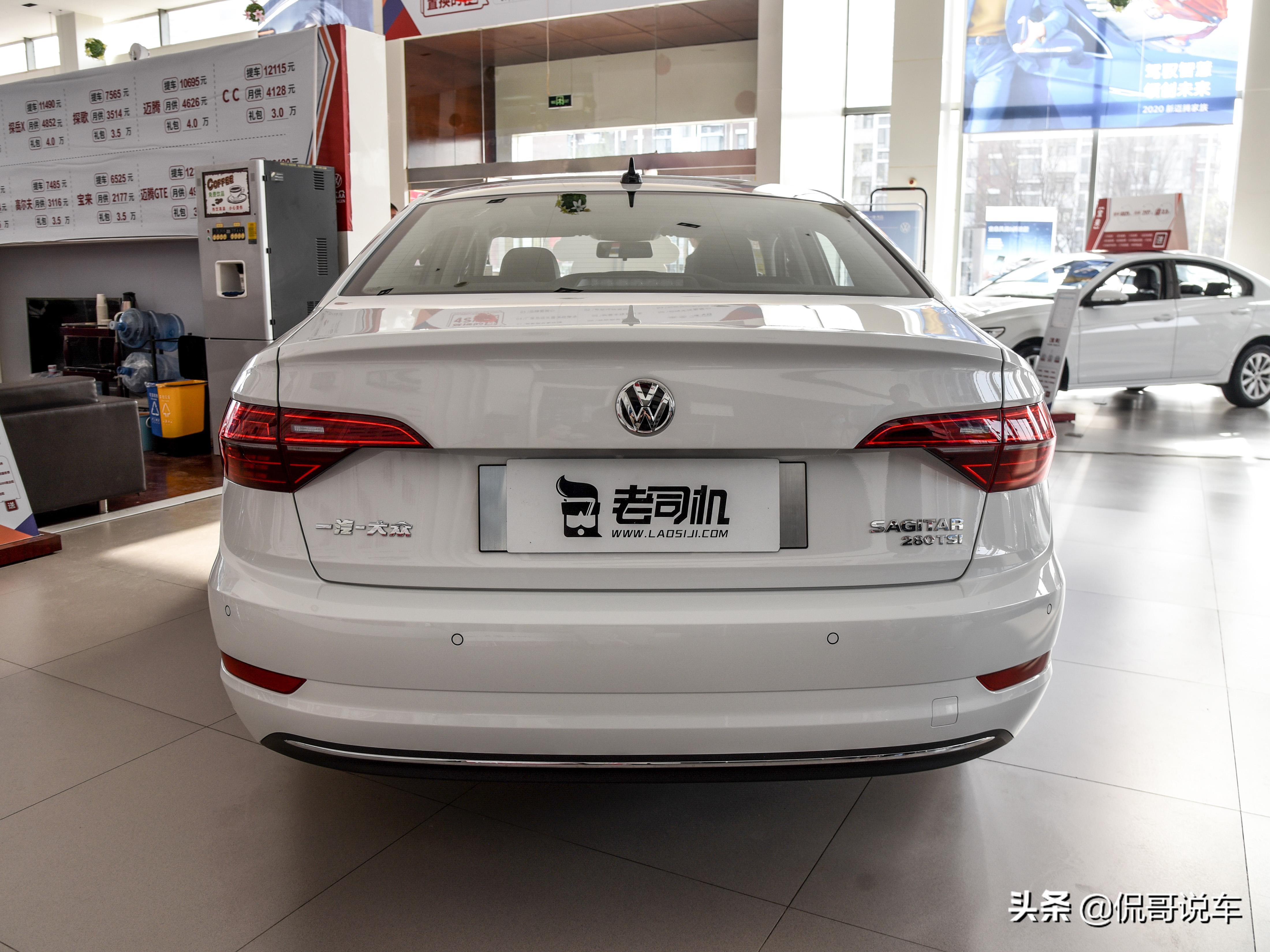 大众速腾16年自动舒适版测评,紧凑型中型车中大型车