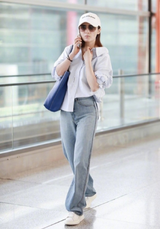 马伊琍穿松紧带裤子,马伊琍穿露脐