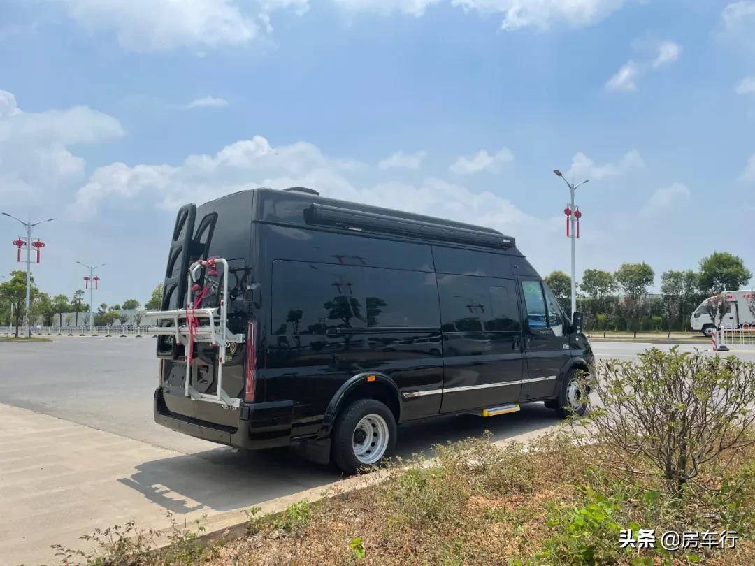 房车忽然电全没了,新能源洲际漫步者房车