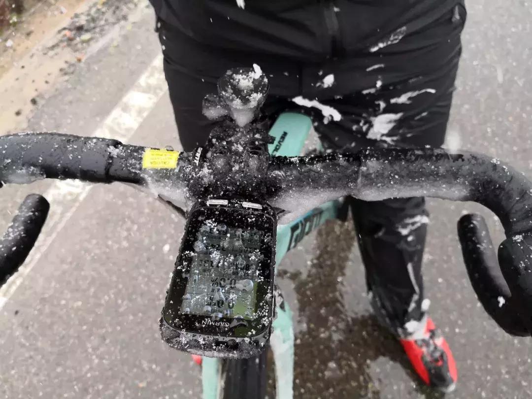 捷安特revolt上坡感受,捷安特revolt骑行视频