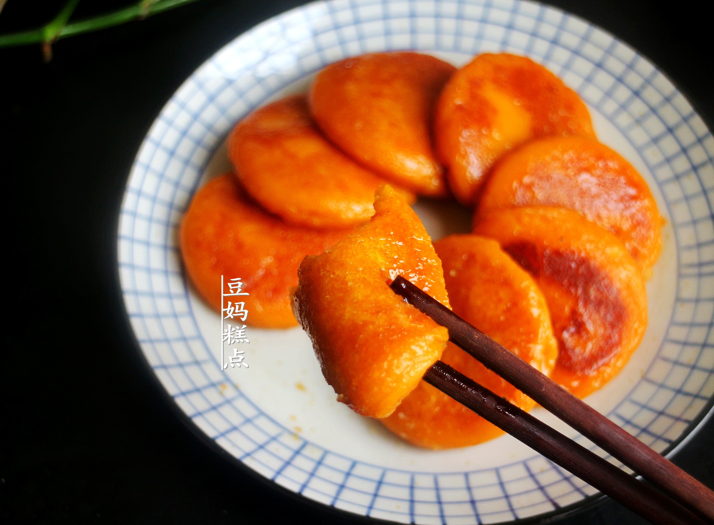 红薯饼的做法不塌的小视频,好吃的红薯饼软糯香甜