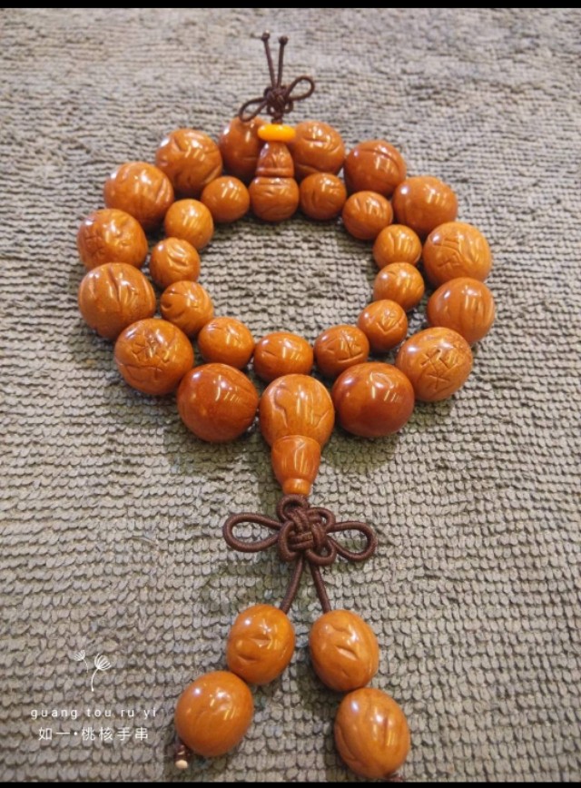 文玩桃核手串晒一晒,文玩桃核手串制作的办法