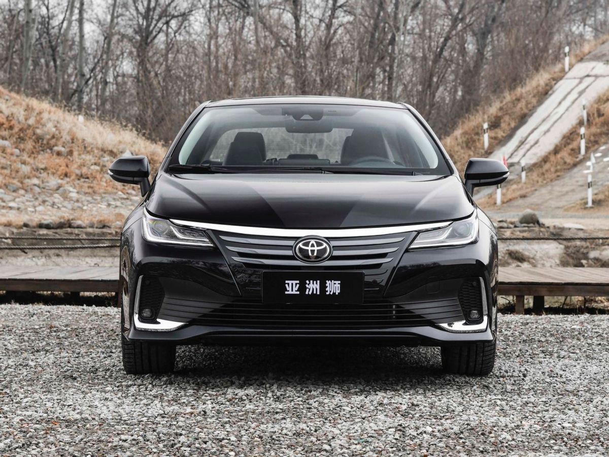 口碑最好的三排豪华车,速腾冠军跟八代思域怎么选