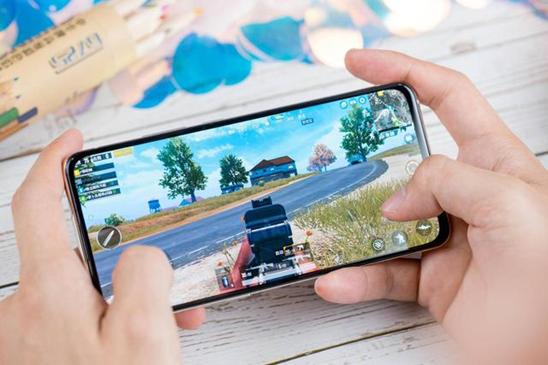 旗舰真香手机vivoX27游戏深度体验：全面屏+神优化把把吃鸡