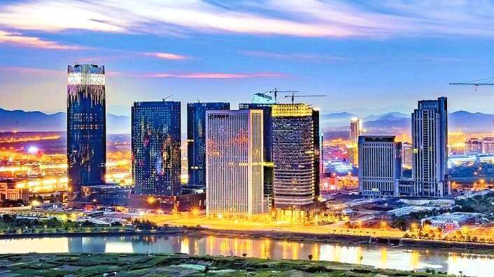 真正的浙江强县，GDP不足1500亿，拥有全省第二大的高铁站