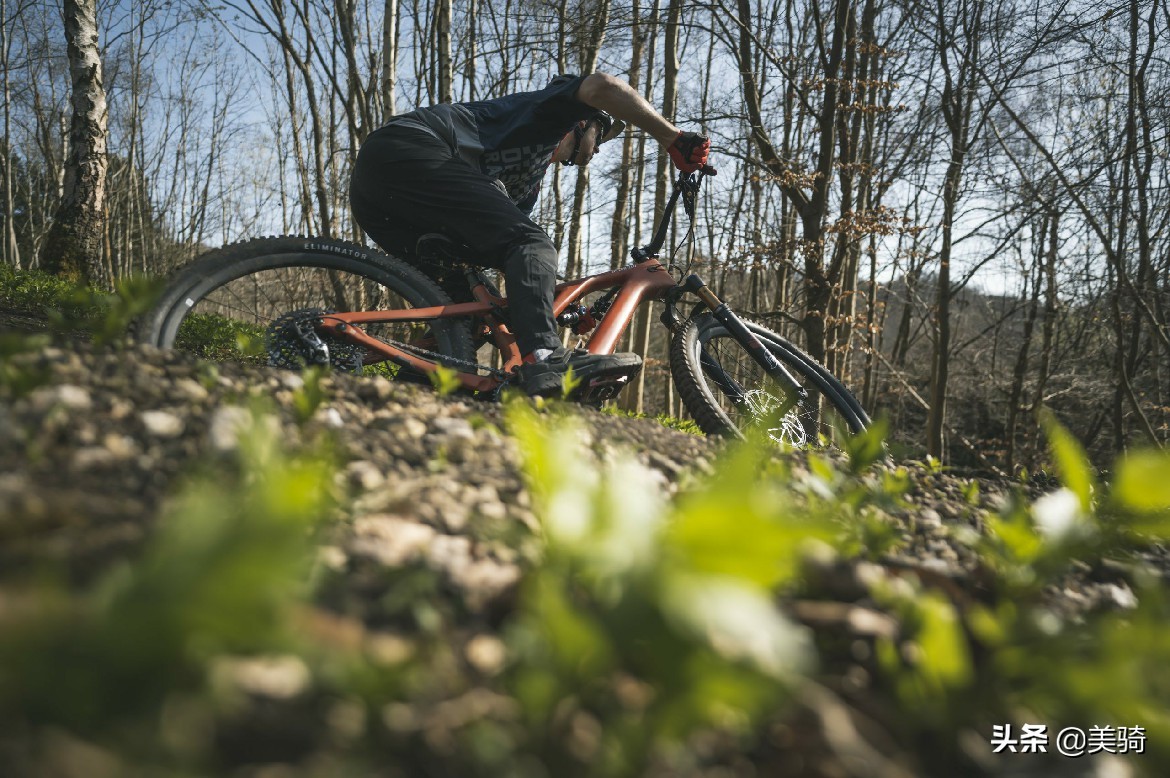 闪电电助力软尾山地车推荐,闪电电助力自行车测评