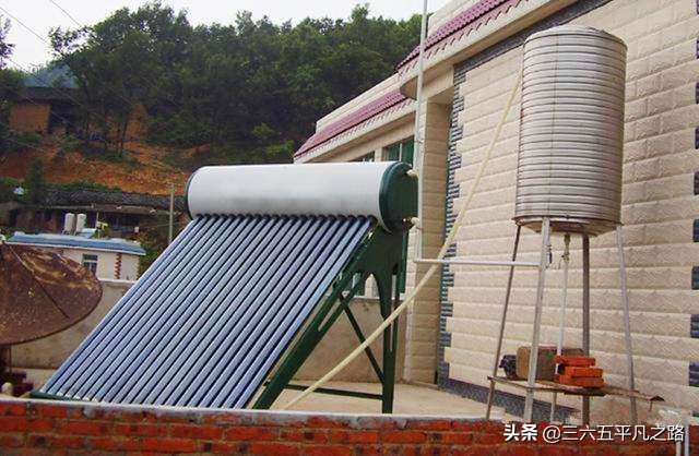 现在农村安装太阳能免费的靠谱吗,农村免费安装太阳能光伏板有坑吗