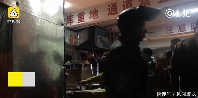 全是假货没有一件是真品,买了正品却发现到处都是假货