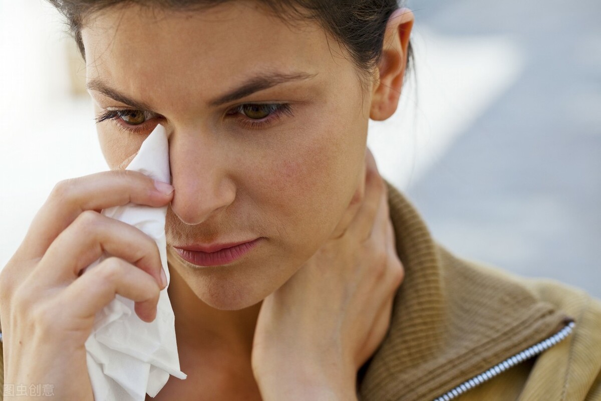 职场如何回应同事的冷嘲热讽,职场被人讽刺如何巧妙的反击
