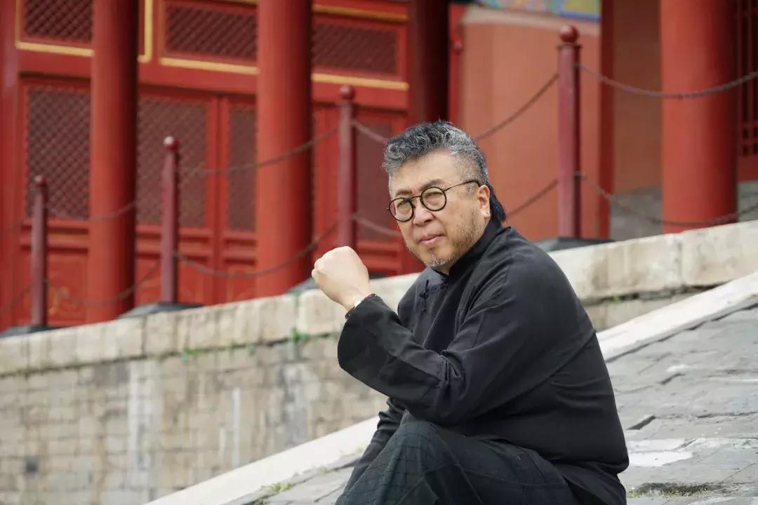 《新喜剧之王》主题曲《疾风》的背后,是一代人的青春