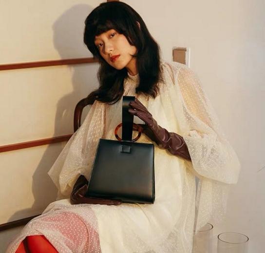 最实用时尚的女包,大牌时尚女包穿搭