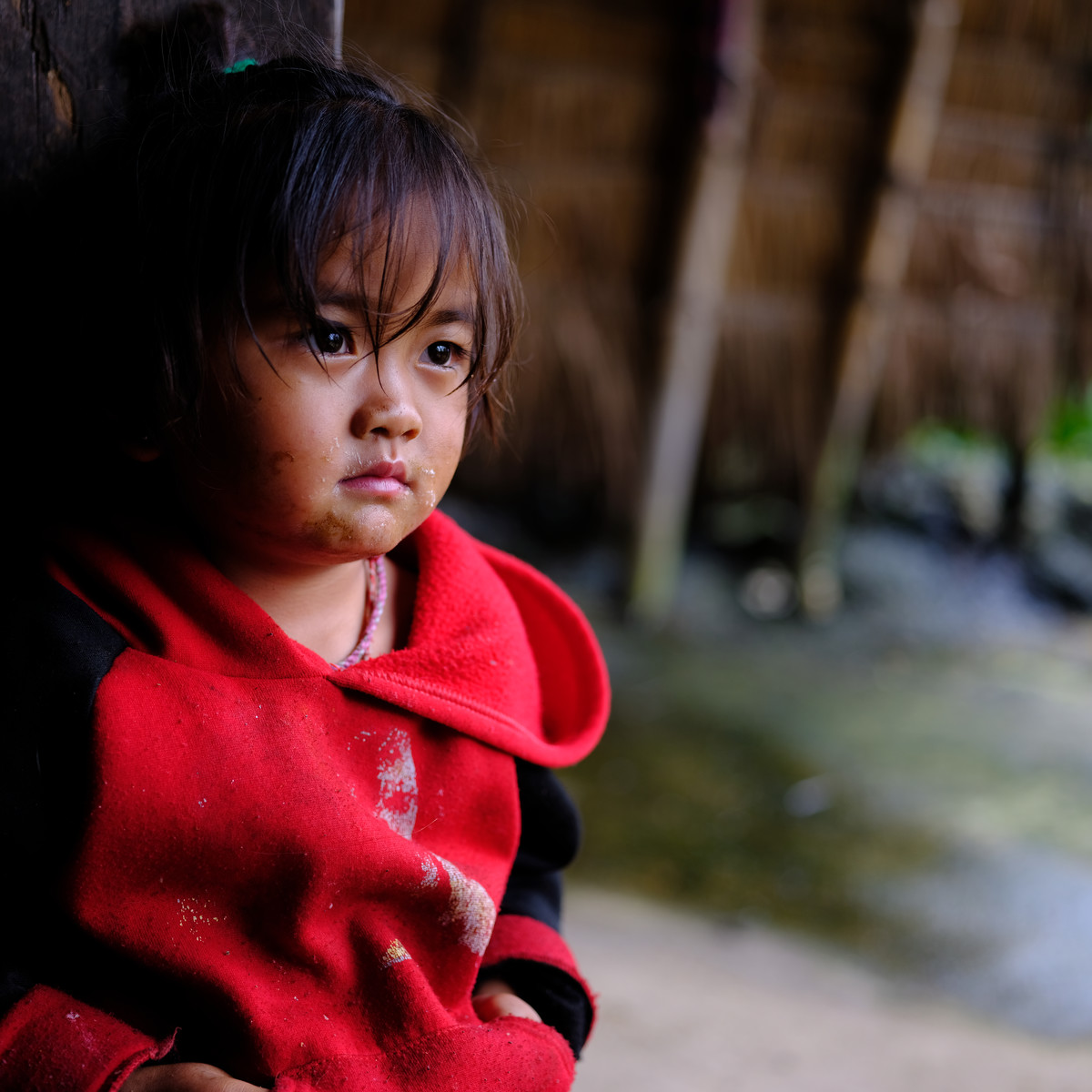 孩子冷漠与家长不亲？可能与他们的留守有关，试试以下三种方法