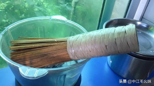 旧锅炒菜粘锅底怎么解决,章丘铁锅炒肉为什么粘锅