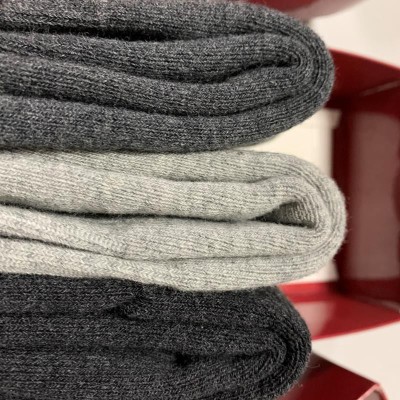 哪些牌子的袜子适合老年人穿,适合老年人的松口袜