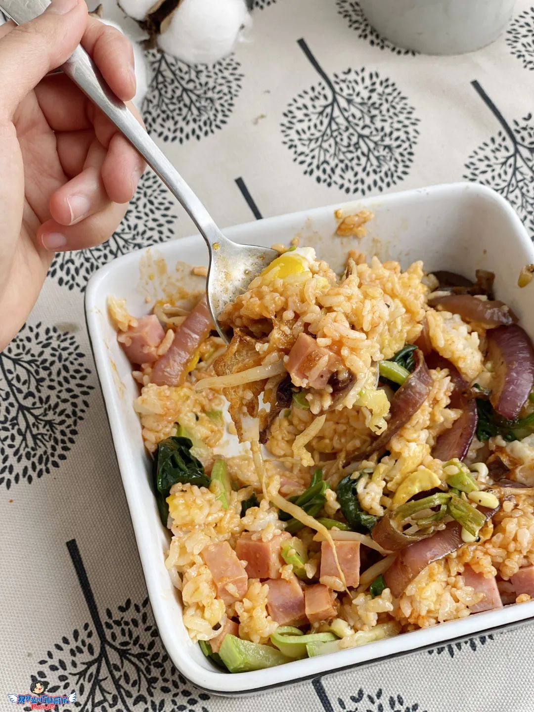 整个朋友圈都在刷《动森》，而我却爱上了在厨房刷锅