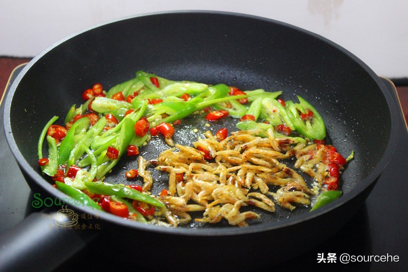 干豆腐皮搭配什么菜炒好吃,食堂豆腐皮配什么炒好看又好吃