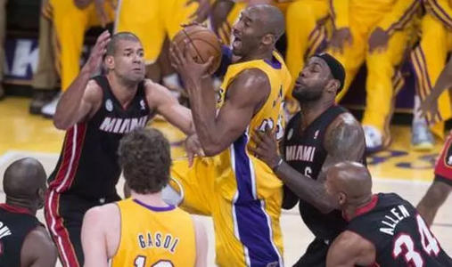 快船队重造“三角进攻”战术！“单打强点”伦纳德该由谁来应对？