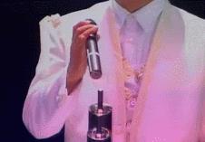 谭咏麟追忆香港乐坛十年芳华,巅峰时期的谭咏麟和张国荣