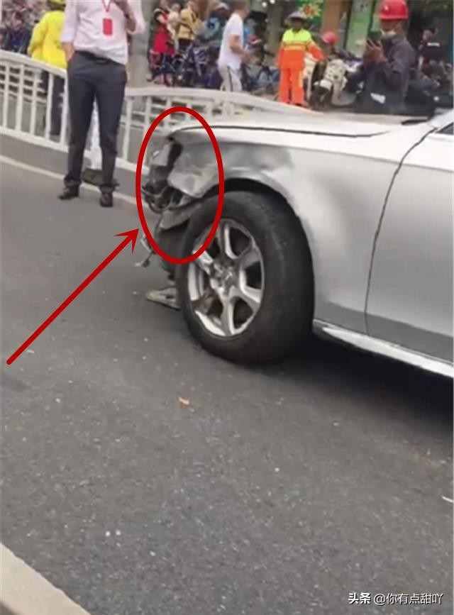 奥迪a4vs宝马,宝马三系和奥迪a4对撞