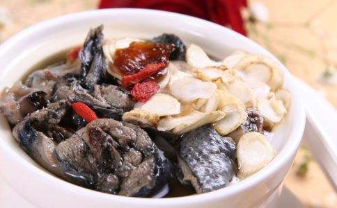 黑鸡和乌鸡的营养价值区别,黑猪肉比白猪肉营养价值高吗