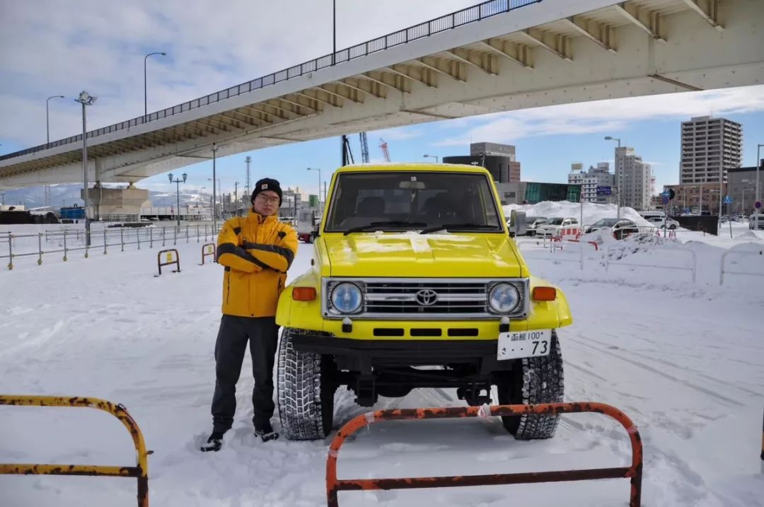 涓変釜楠戝＋鐨勭壒鎽勫墽,涓変釜楠戝＋