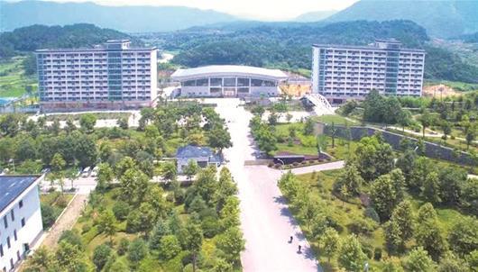 毛铺苦荞酒10年多少钱,毛铺苦荞酒500ml跟125ml有区别吗