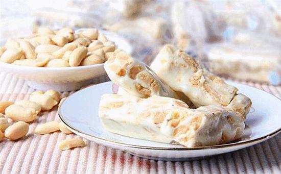 简单步骤绝妙滋味花生牛轧糖,熬糖版花生牛轧糖喷喷香