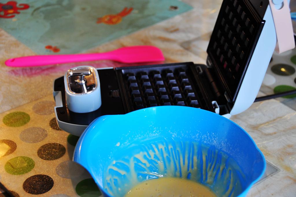 外型小巧、烘烤快捷,ACA三明治早餐轻食机体验