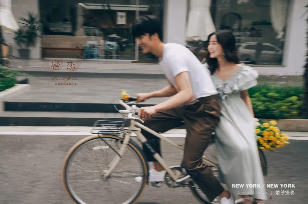 复古婚纱照民国风街拍,胶片感婚纱照推荐