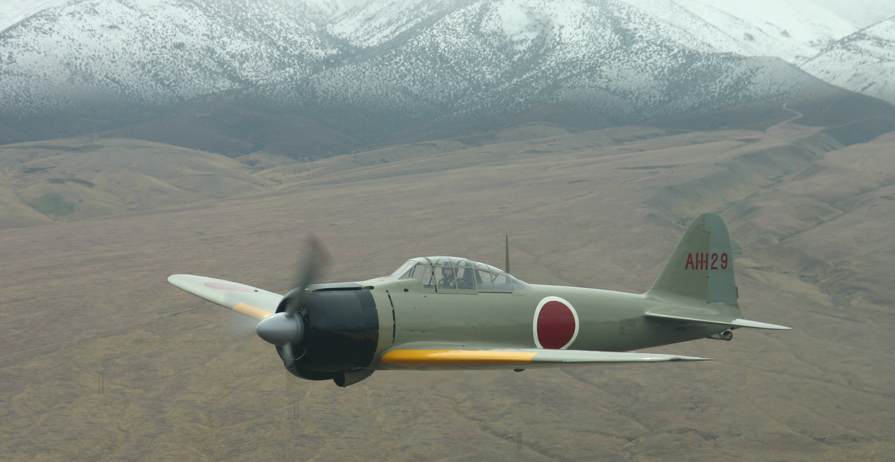 中途岛海战无处降落的零式战机 (中途岛海战日本出动零式飞机)