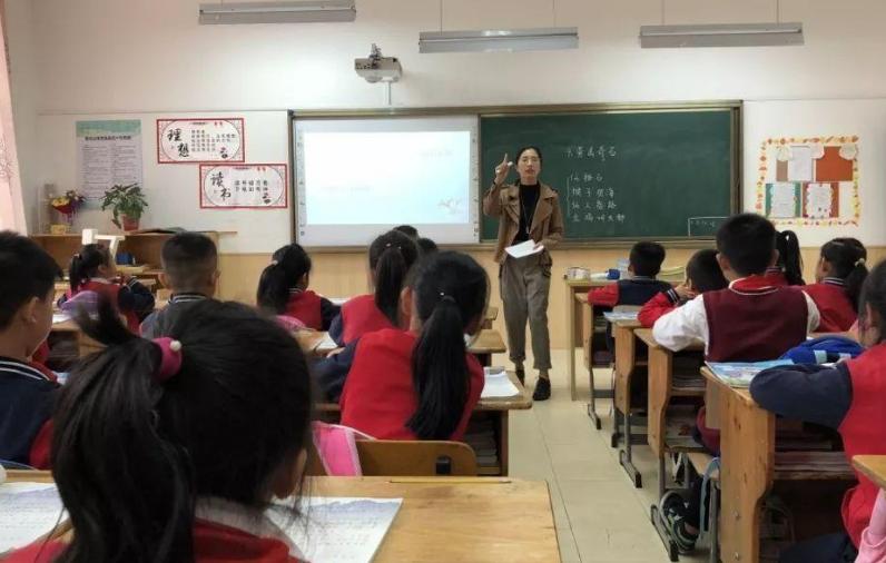 三年级语文必读课外书知识点复习,三年级语文重点知识集锦