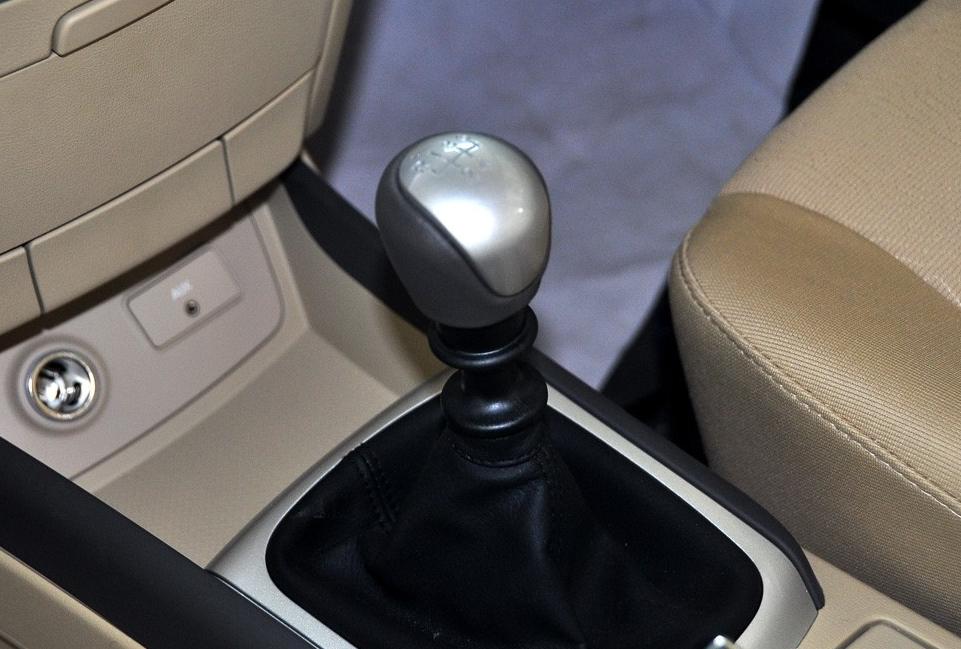 现代悦动2011款续航,现代悦动续航里程怎么看