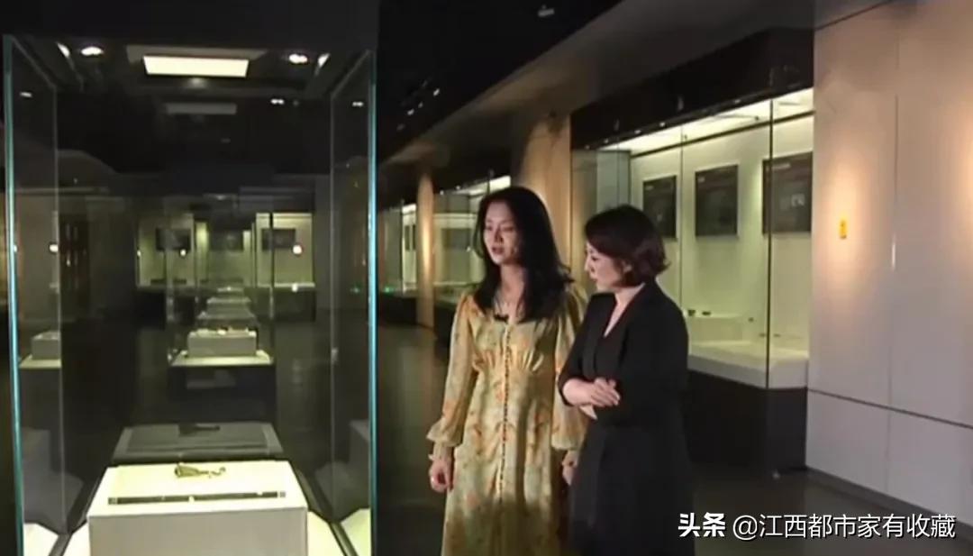 看，惊艳了时光的花旗锁