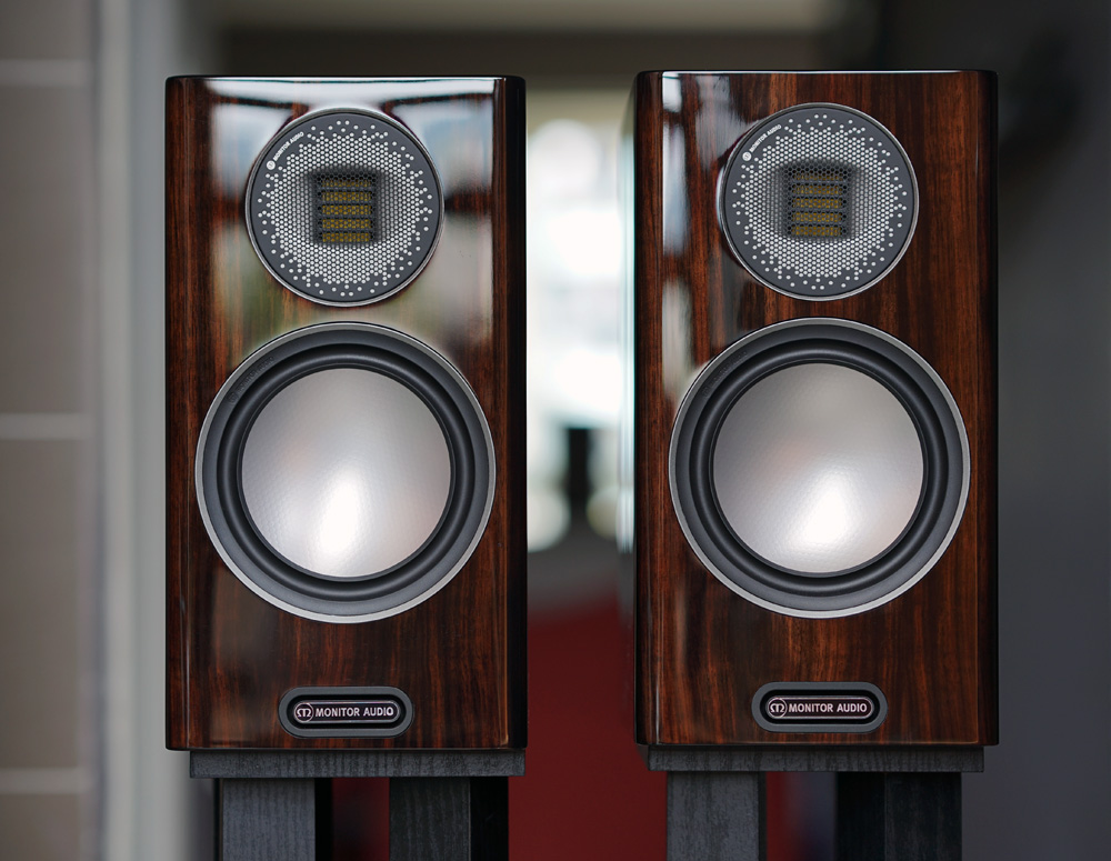 猛牌Gold100书架箱搭配乐圣里海三件套组Hi-Fi是什么感觉?