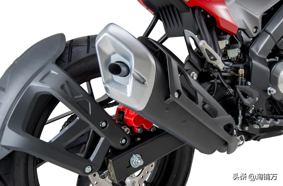 贝纳利小迅龙150s和春风150nk,贝纳利小迅龙和春风nk150怎么选