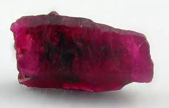 捡到这些石头不要扔真的很值钱,哪些石头价值连城千万别扔