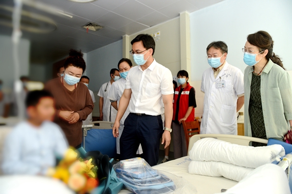 西藏20名先心病患儿,西藏20名先心病患儿赴滇成功补心