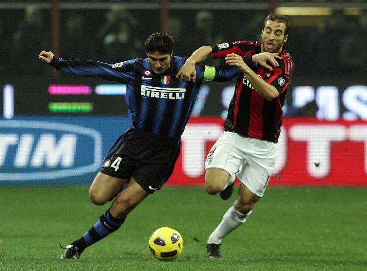 国际米兰球星萨内蒂图片,国米欧冠萨内蒂图文