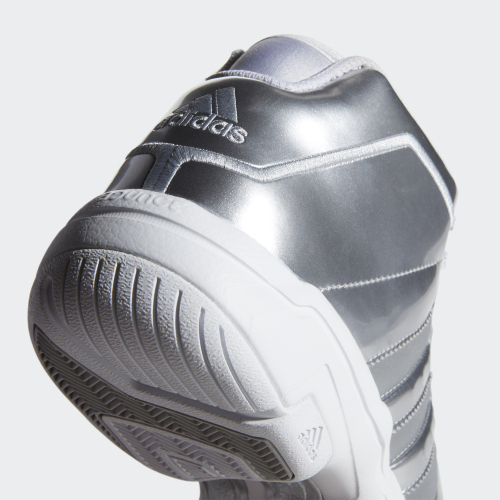 AdidasProModel2G金属银配色：贝壳头设计、bounce缓震加持