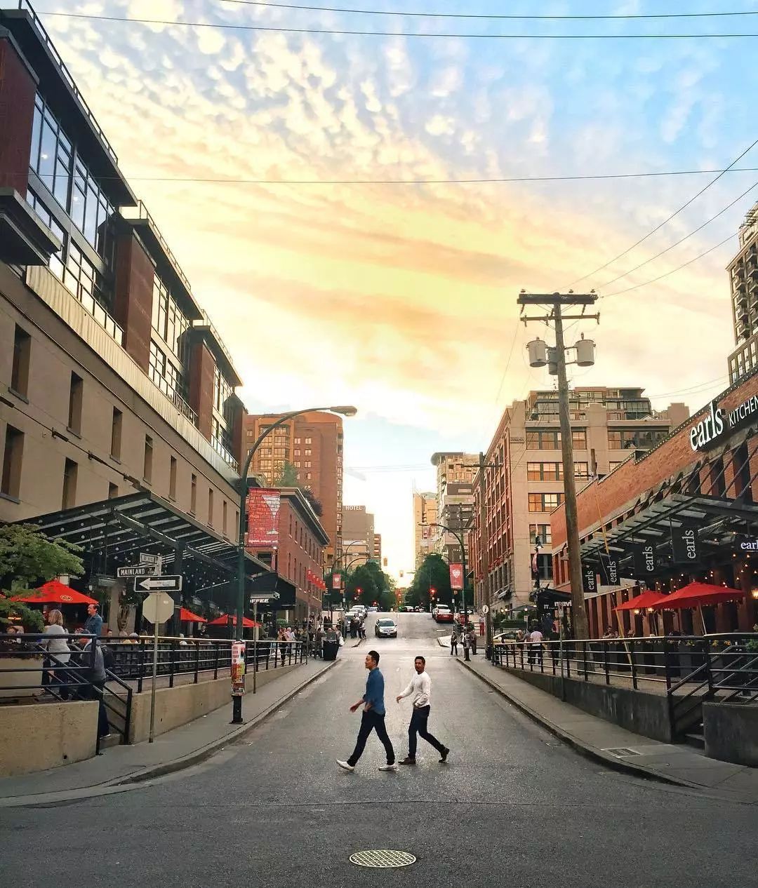 换季了又到了没有衣服穿的季节了,还在为换季买衣服发愁吗