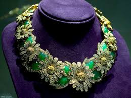 伊丽莎白泰勒珠宝片段,伊丽莎白泰勒和她收藏的300件珠宝