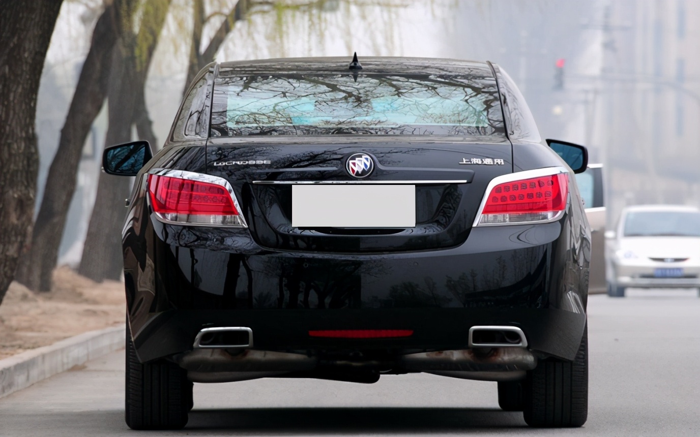 20秒告诉你别克有哪些车,别克君越前后对比图高清