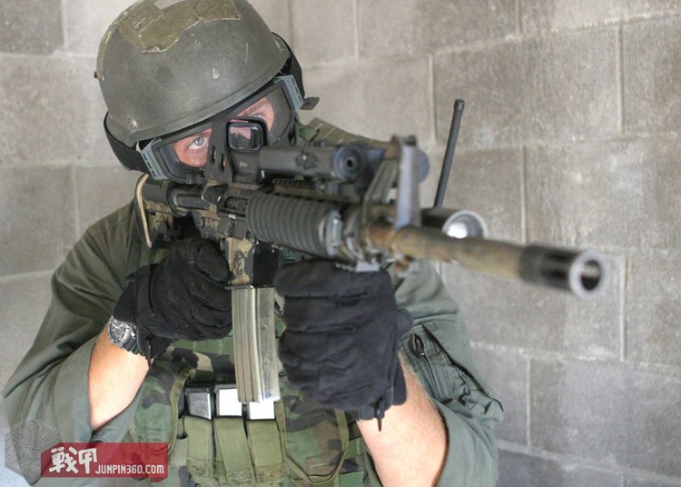 防弹背心fbi原品,两栖防弹背心视频