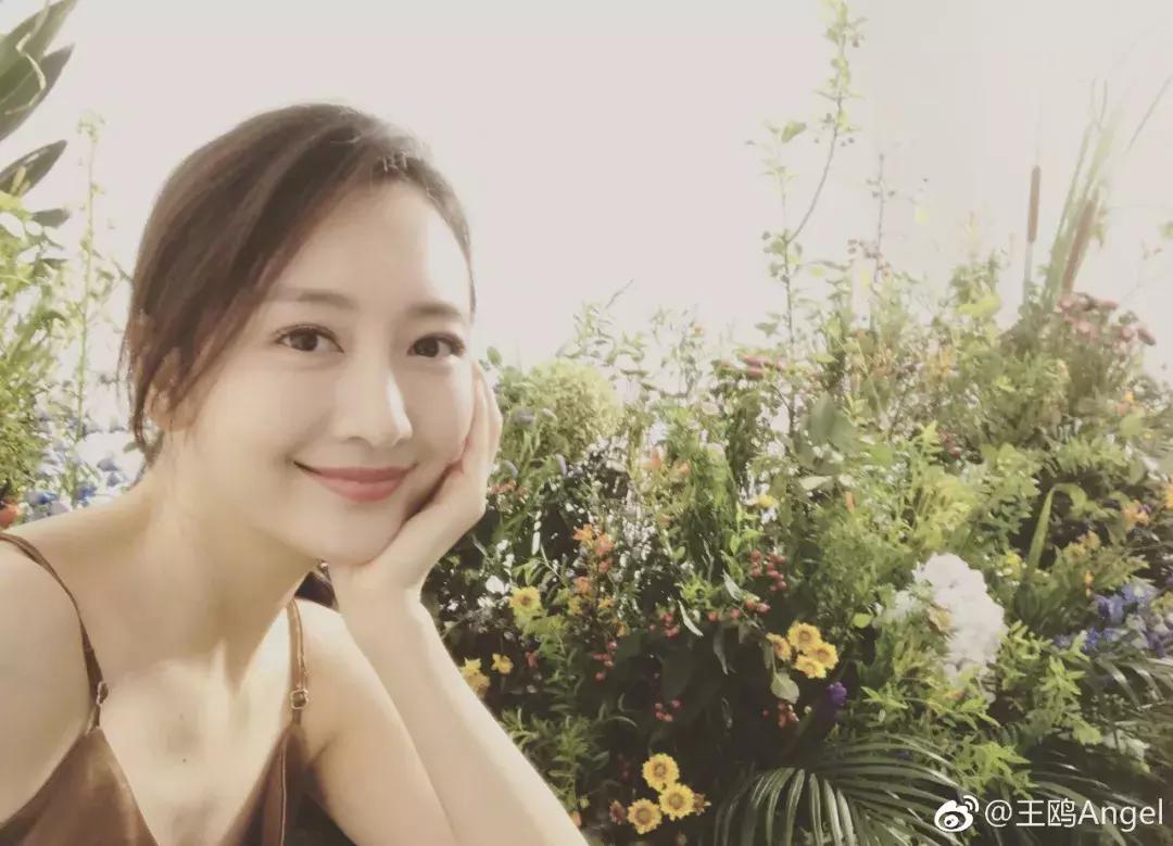 脸大适合浓妆还是淡妆,什么样的脸淡妆浓妆都好看