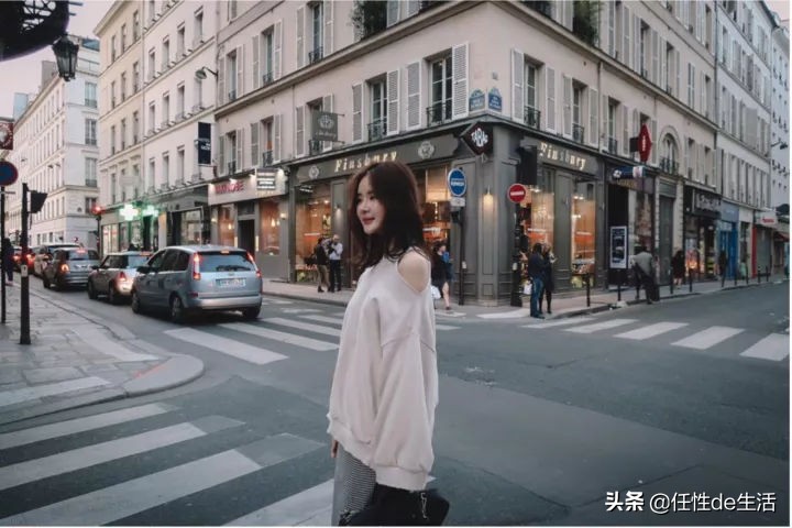 韩国女明星穿的衣服曝光,韩国女明星的衣服都是从哪里买的