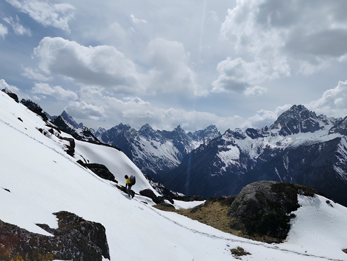 我与“熔岩瀑布”的日常PRW-30YT-1PR陪我体验浩瀚无垠