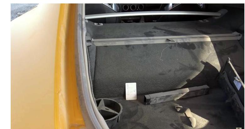 迪拜废车场交钱成为会员,6000元迪拜废车