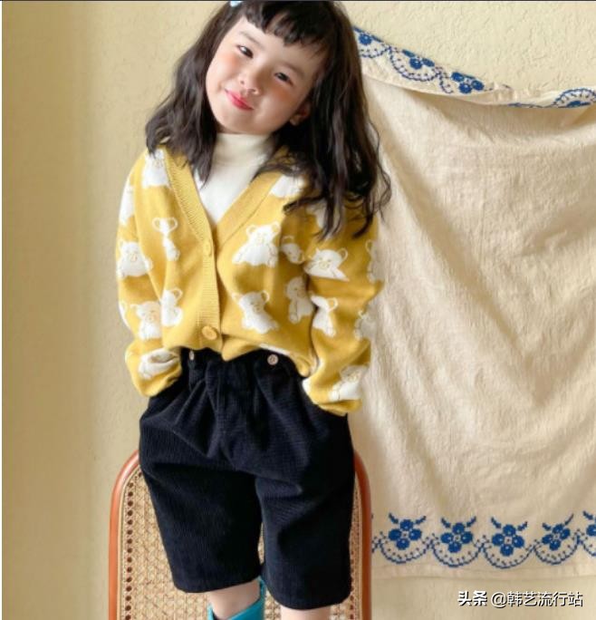 韩版毛线童装怎么搭配好看,童装韩版新款爆款品牌有哪些