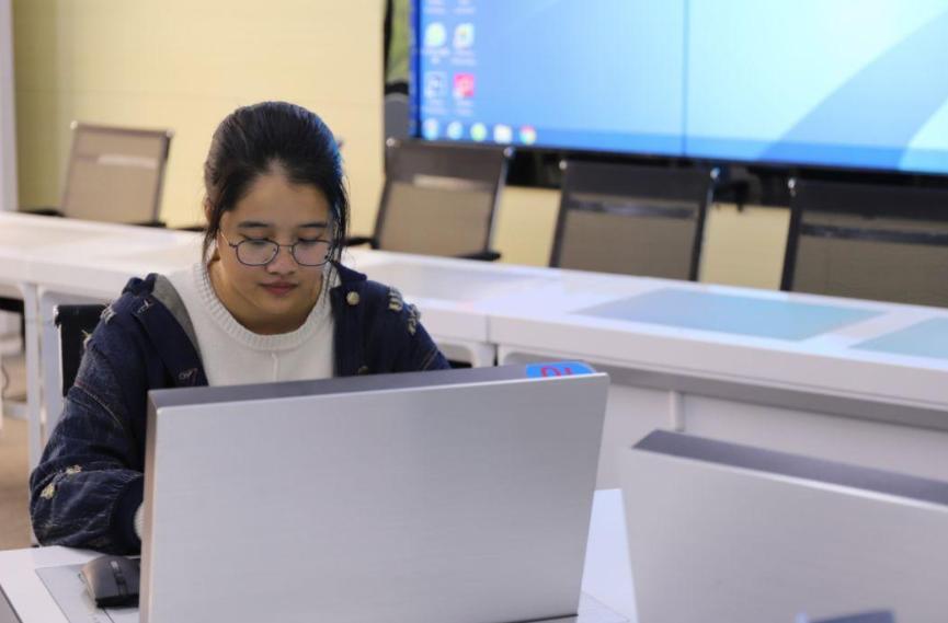 女生就业前景好的薪资高的专业,就业前景好工资高的专业排名女生