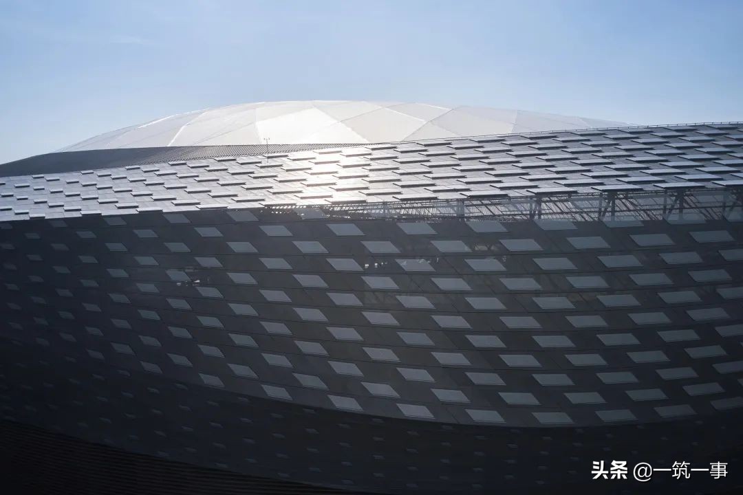 凤凰山体育公园：这座满足顶级赛事标准的场馆藏了多少“秘密”？